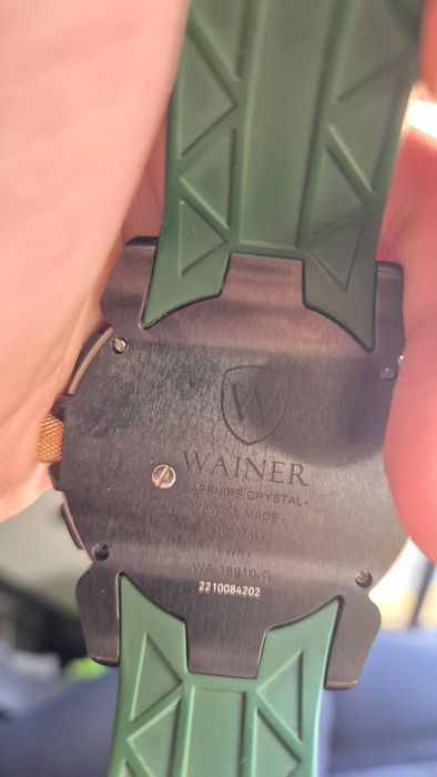 Часы WAINER Швейцария.