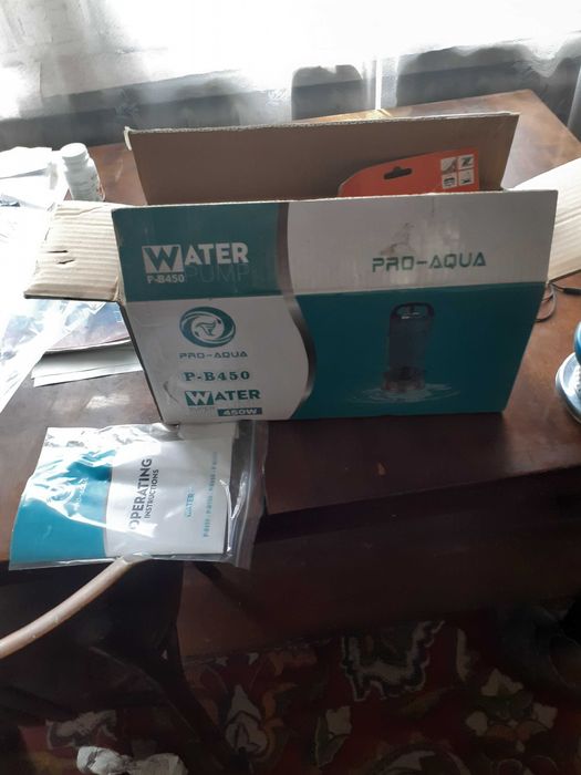 продаю насос дренажный