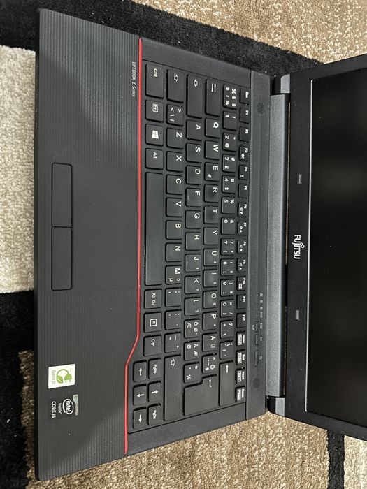 Laptop fujitsu E544 i 5