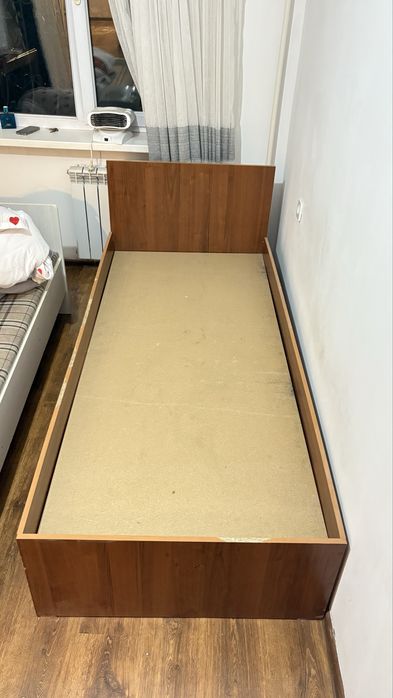 Одинарный кровать