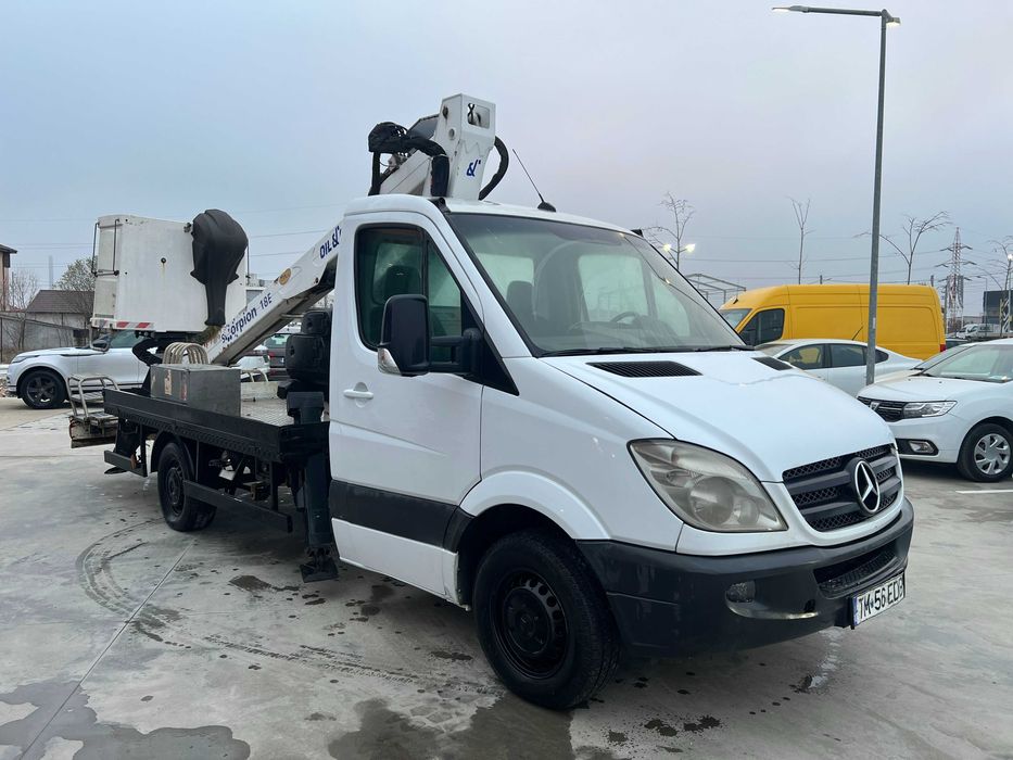 Mercedes Sprinter Nacela Scorpion 18E