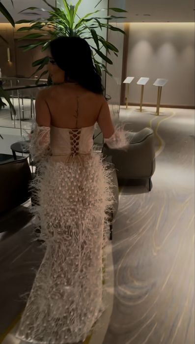 Абитуриентска рокля