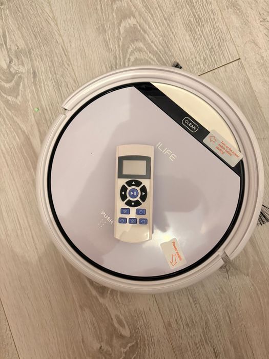 Aspirator robot iLife