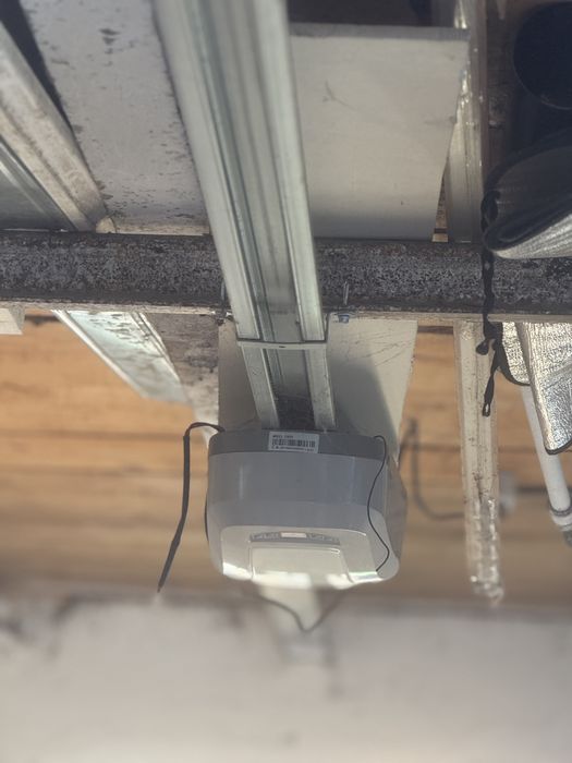 Poarta garaj automata