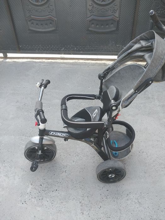 Велосипед коляска