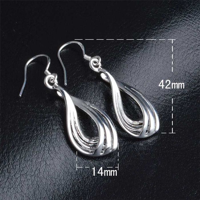 Нежни и красиви обеци Дафне