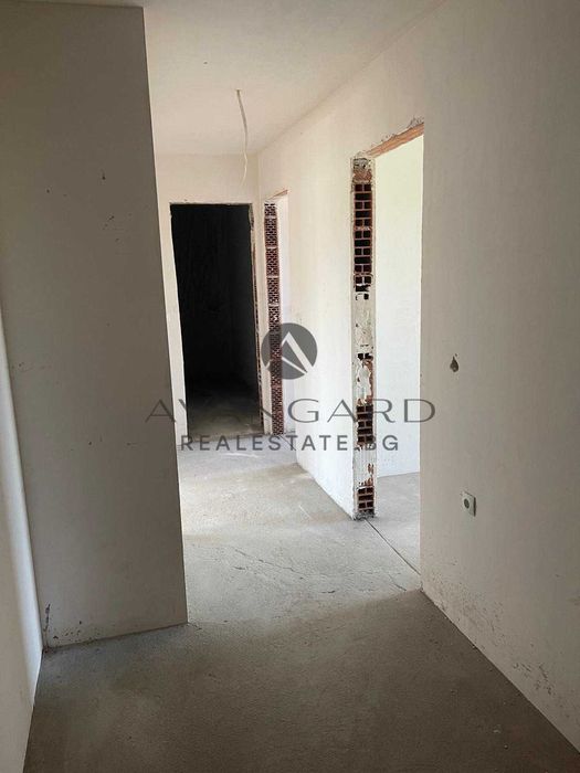 Продава се Тристаен апартамент в Пловдив, Център - 94 кв.м за 2483 €/кв.м - Снимка #10