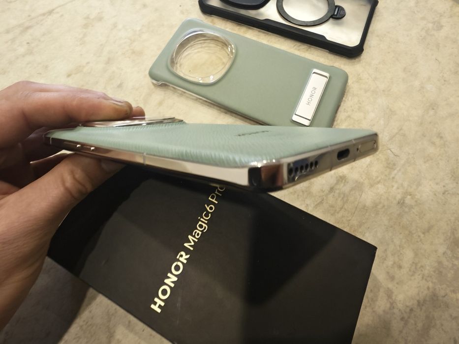 Honor Magic 6 Pro 12/512