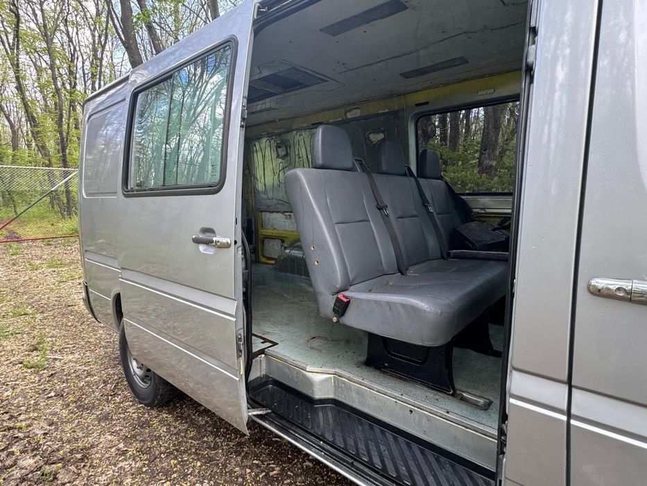Продавасе mercedes sprinter 216