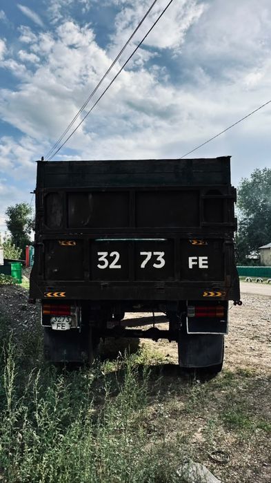 Прицеп сатылады.