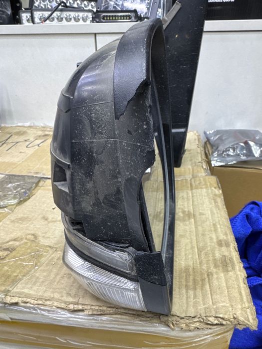 Боковой Паджеро 4