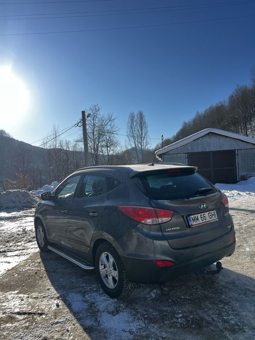Vând Hyundai IX35 2.0 diesel 4x4