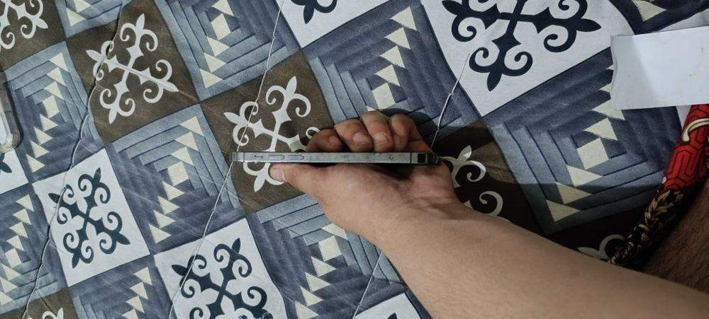 Айфон 12 про обмен или продам