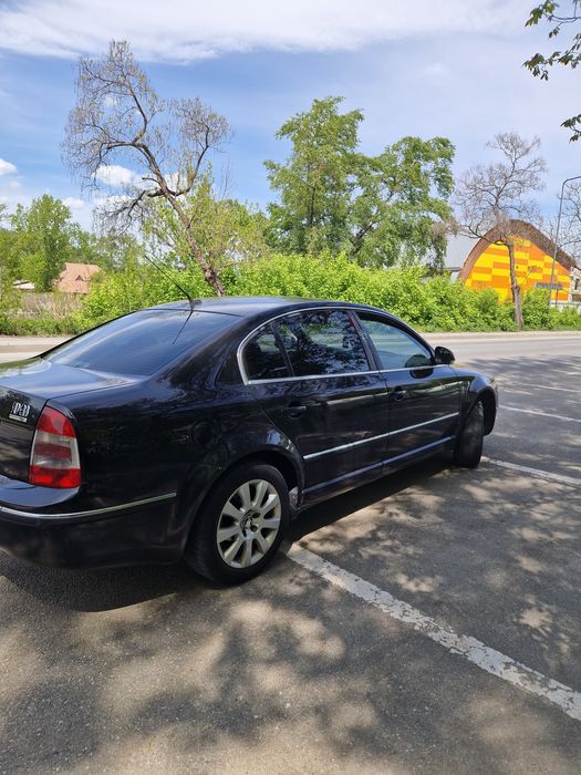Vând skoda superb