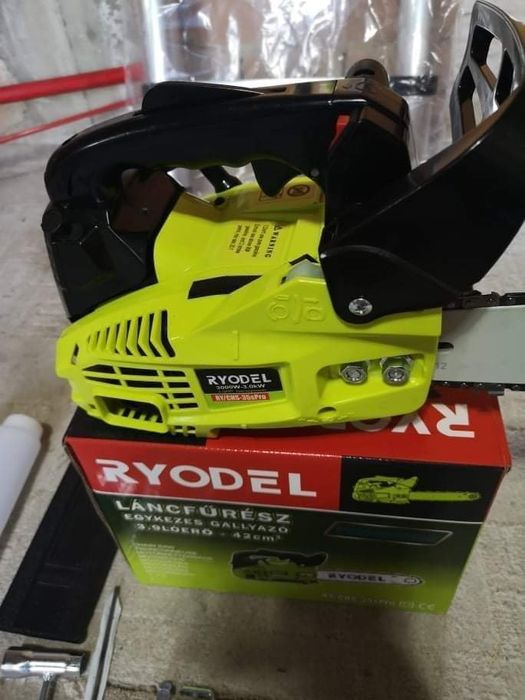 Drujbă pentru o singura mîna RYODEL.3,9 CAI.