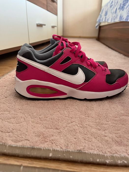 Маратонки Nike за момиче