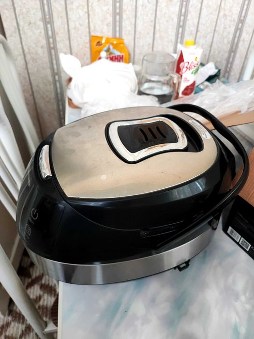 Мультиварка REDMOND