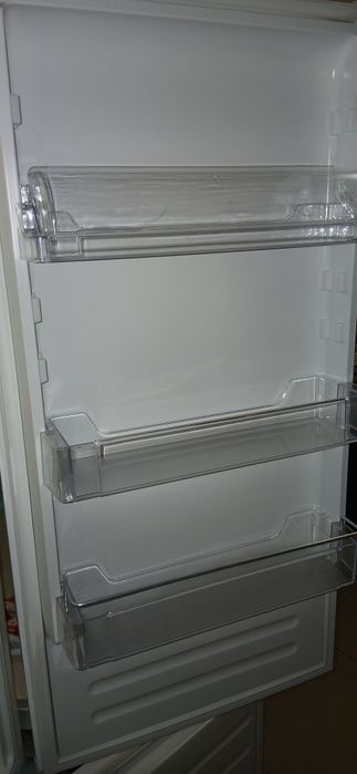 Vand frigider incorporabil Ikea Tinad