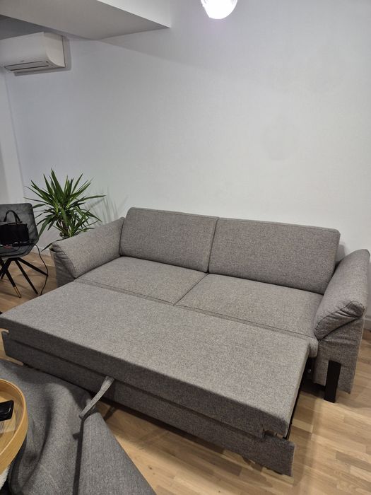 Canapea  Mobexpert 3 locuri extensibila in stare noua  (Vernon)