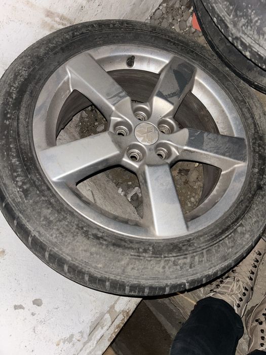 Vând Mitsubishi Outlander II 2.0 TDI (BSY) – 4x4 – 7 LOCURI – 2007