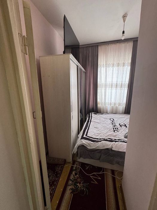 Продажа 1² хона 3 етаж 5 етажл 
Кора камиш 1/4
42 кв
Балкон 2*6