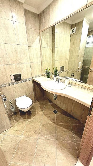 Дава се под наем Двустаен апартамент в Варна, Аспарухово - 62 кв.м за 612 € - Снимка #6