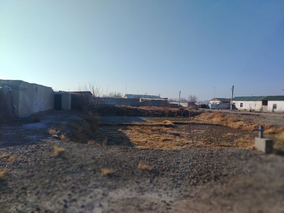 Uy sotiladi 13 sotiqlik