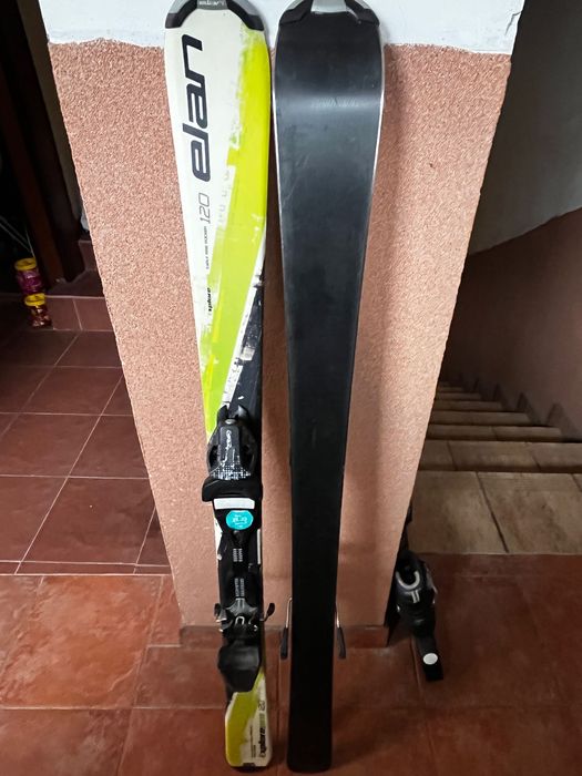 Продавам употребявани ски и ски обувки