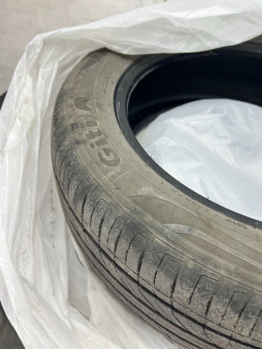 Продам шины ездил один сезон.