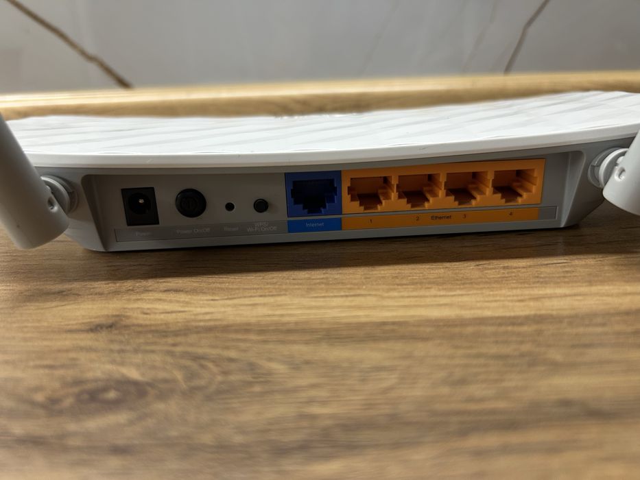Роутер модем TP Link Archer C50 состояние нового