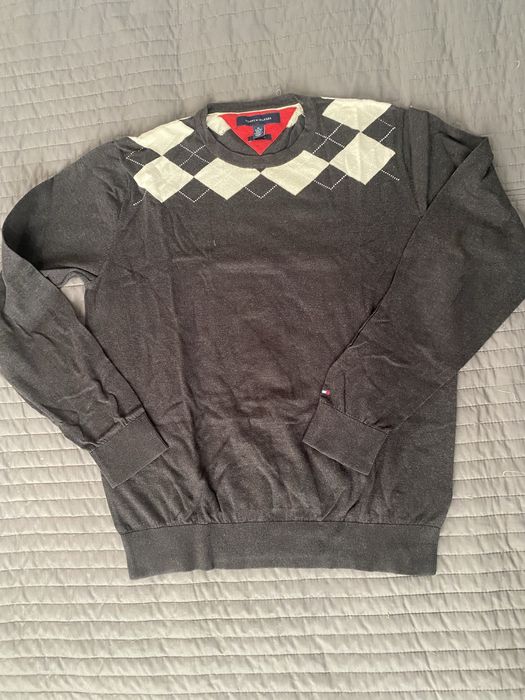 Мъжки пуловери Tommy Hilfiger размер XL и M