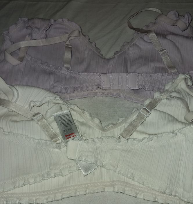 Сутиени 90  / C,