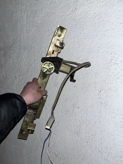 Стеклоподъемники на Ваз