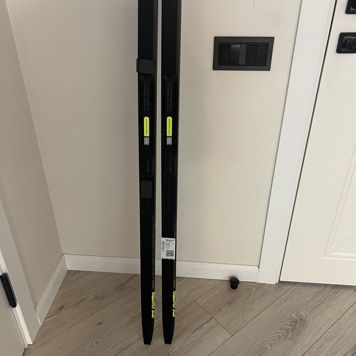 Продам лыжи фишер