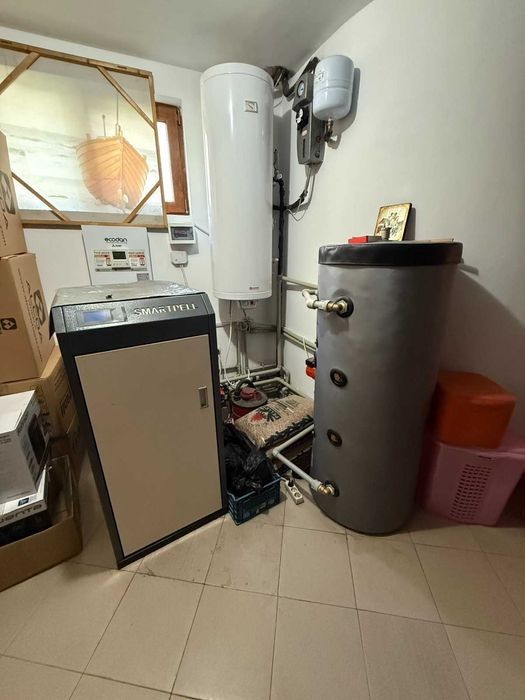 Продава се Къща в Пловдив, Остромила - 240 кв.м за 1212 €/кв.м - Снимка #15