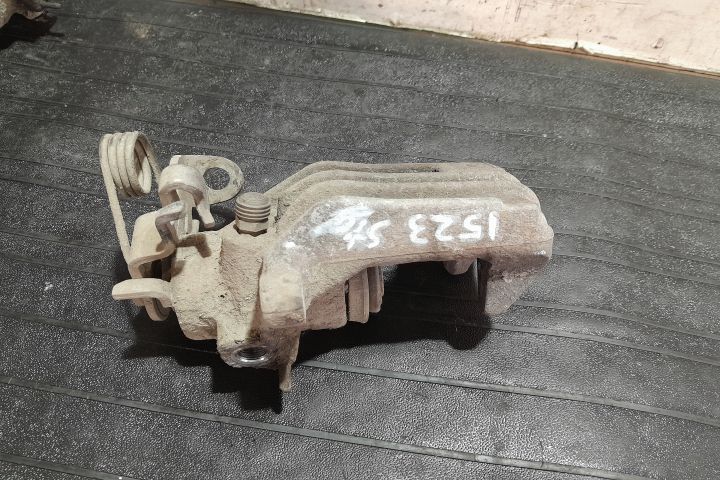 Etrier spate stanga Audi A4 B7