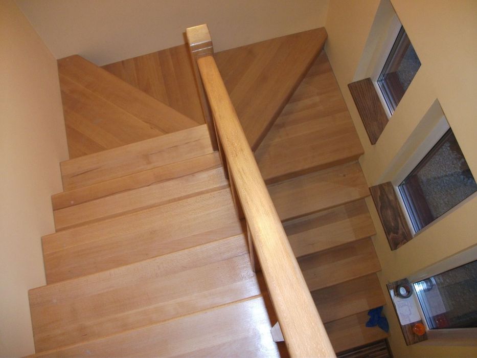 scari interioare,elemente scari interioare din lemn masiv