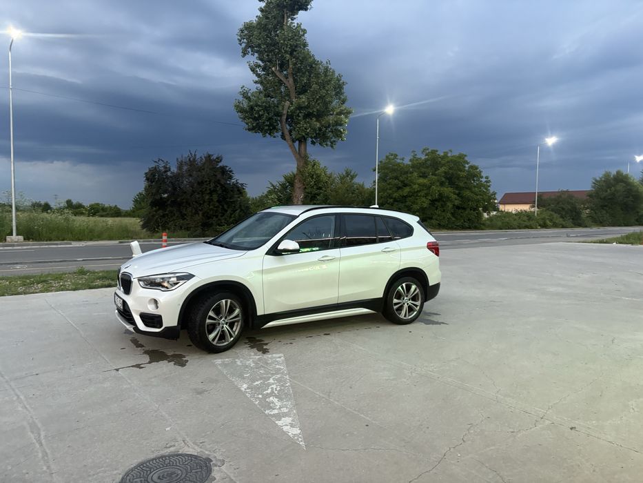 BMW X1 2015 — imagine 2