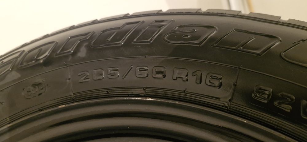 Запасное колесо на R16