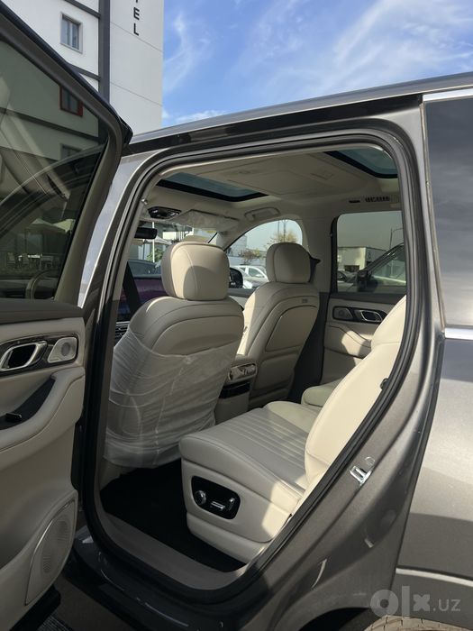 Geely M9 eng full pazitsiya