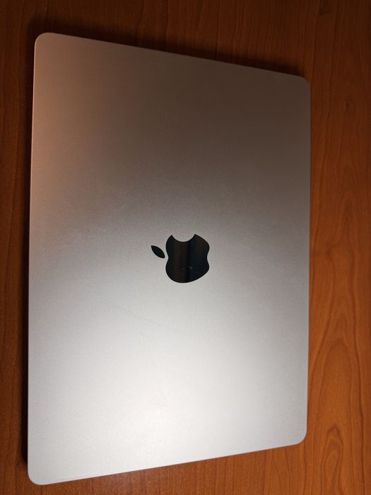 MacBook Air 13.6-inch M2