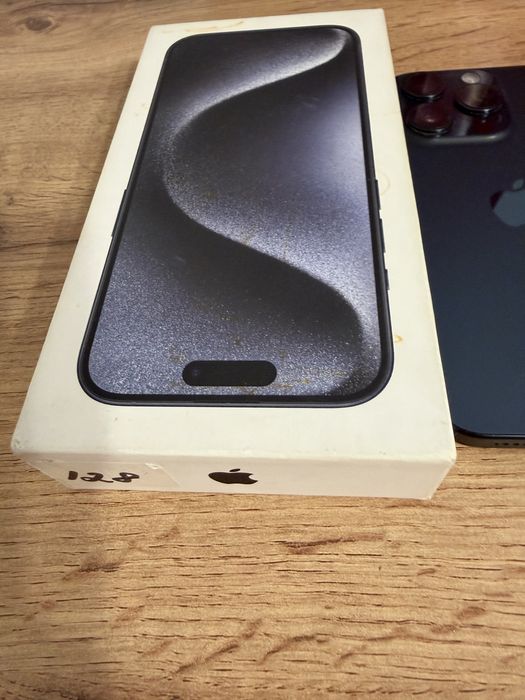 Iphone 15 pro в идеальном состоянии