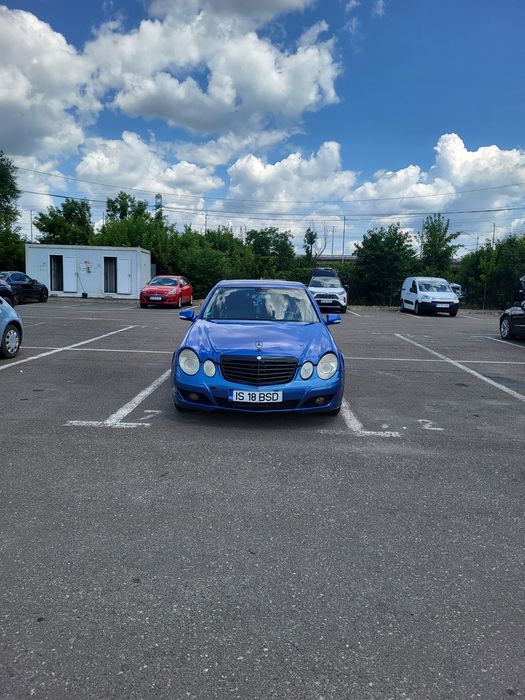 Mercedes benz E class