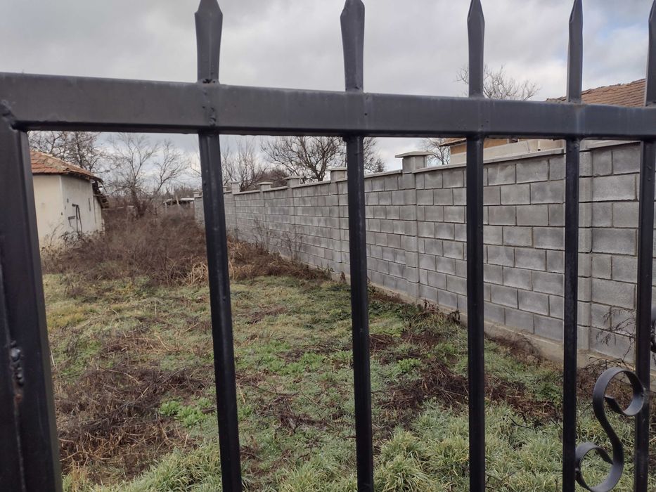 Продава се Къща в с. Кардам, Област Добрич - 300 кв.м за 102 €/кв.м - Снимка #2