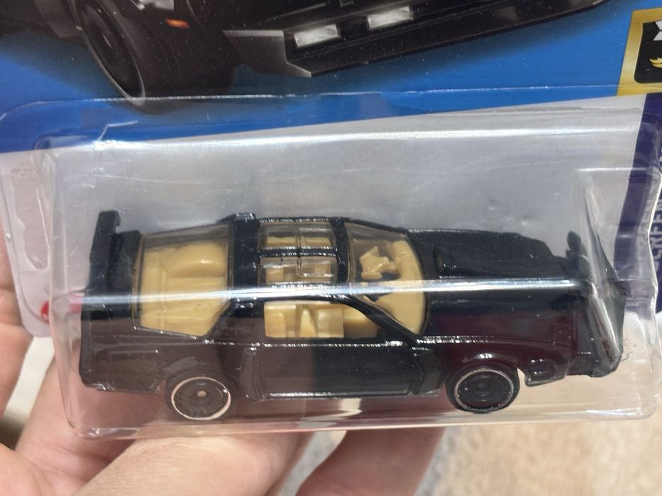 Машинки хотвилс