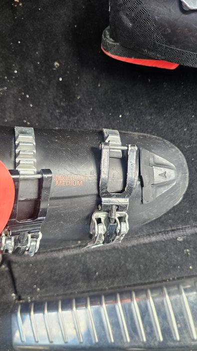 Clapari Atomic Hawx 110, nr 29-29,5