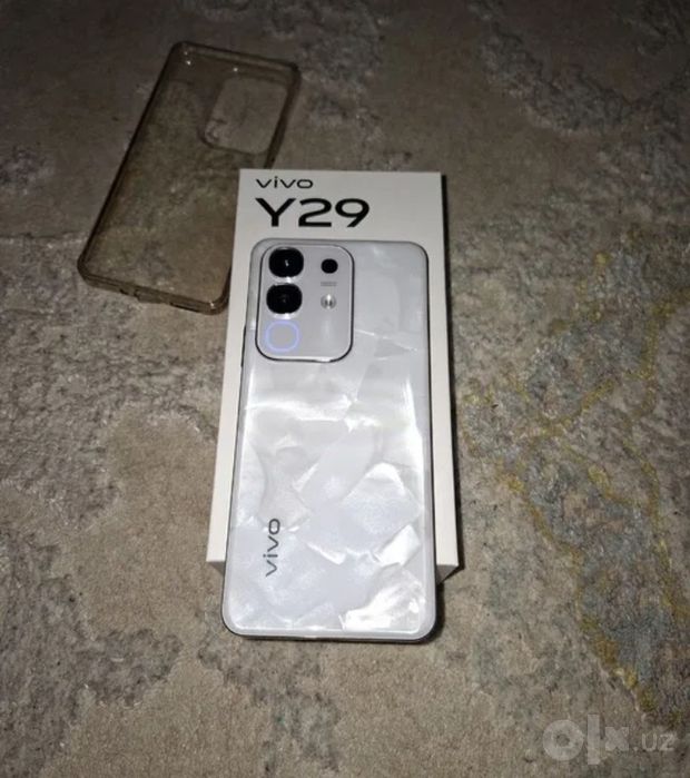 Продам Vivo y29 8/128 гб