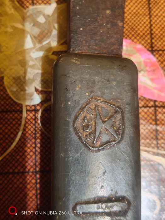 Продам кухонные  топор и отбиватель мяса