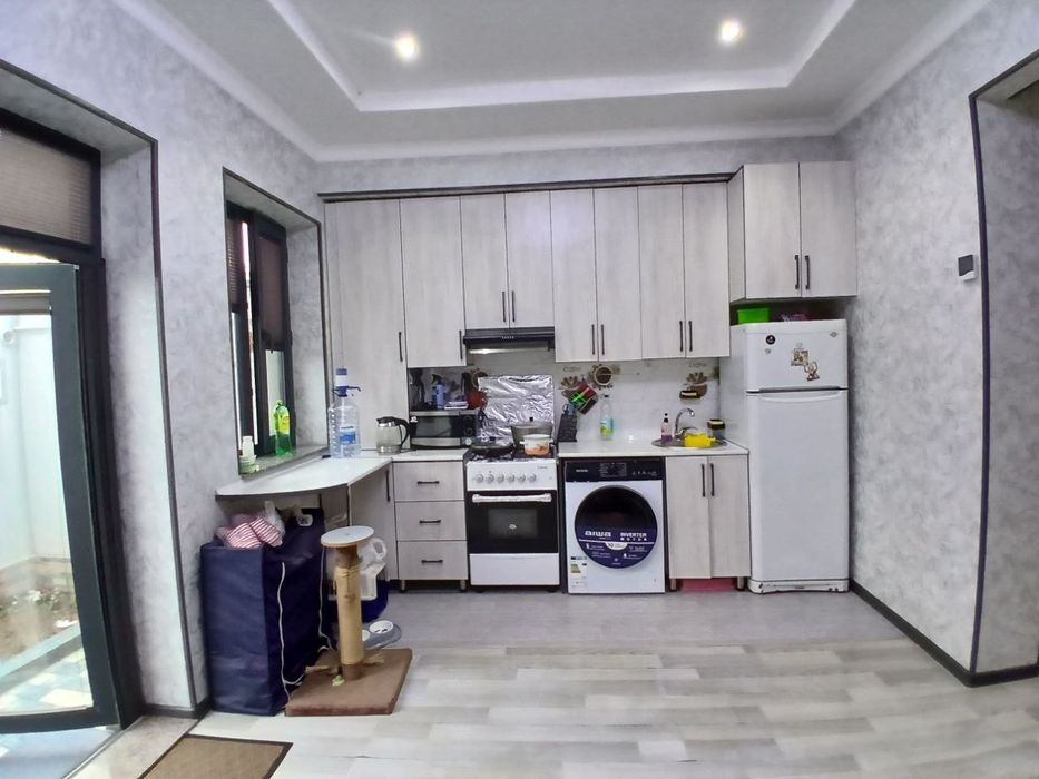 ПРОДАЕТСЯ КОТТЕДЖ в Яшнабадском собственник