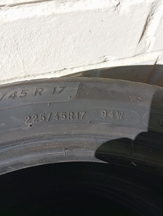 Продаю резину отличная дешево